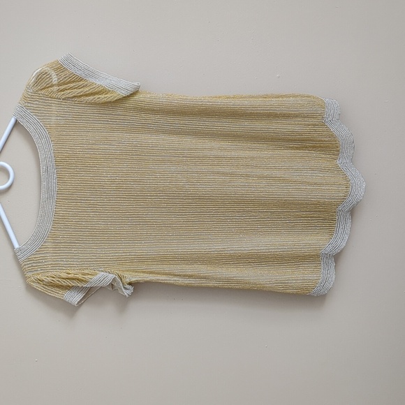 XS Dallin Chase Yellow Heavily Beaded Top Scalloped - Picture 12 of 17